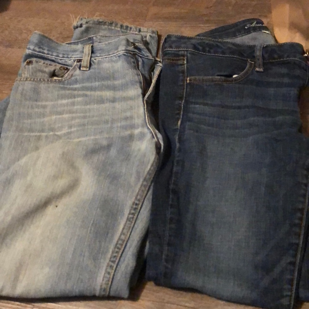 Woman’s American eagle jeans size 8